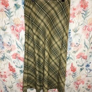 Vintage Plaid Maxi Skirt in Olive Green